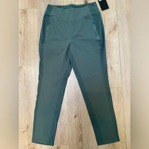 90 Degrees by Reflex New with Tags Sage Leggings Athletic Medium Pocket Zipper